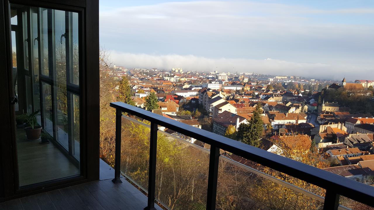 Grand View Apartment Braşov Extérieur photo
